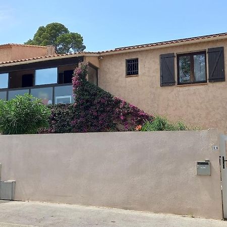 Appartement En Rez De Jardin Et Terrasse Ds Villa Hyères Eksteriør billede