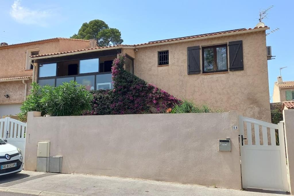 Appartement En Rez De Jardin Et Terrasse Ds Villa Hyères Eksteriør billede
