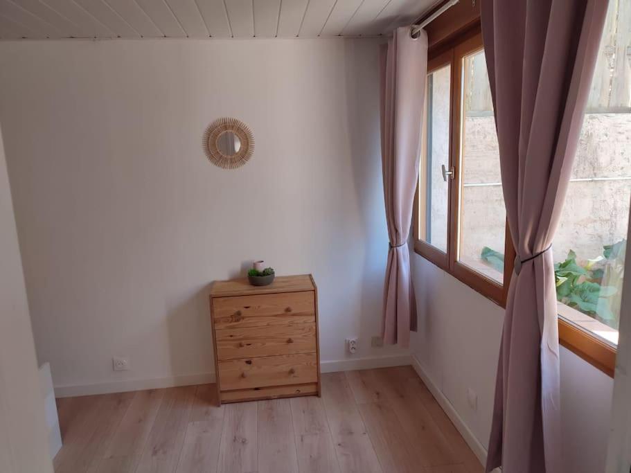 Appartement En Rez De Jardin Et Terrasse Ds Villa Hyères Eksteriør billede